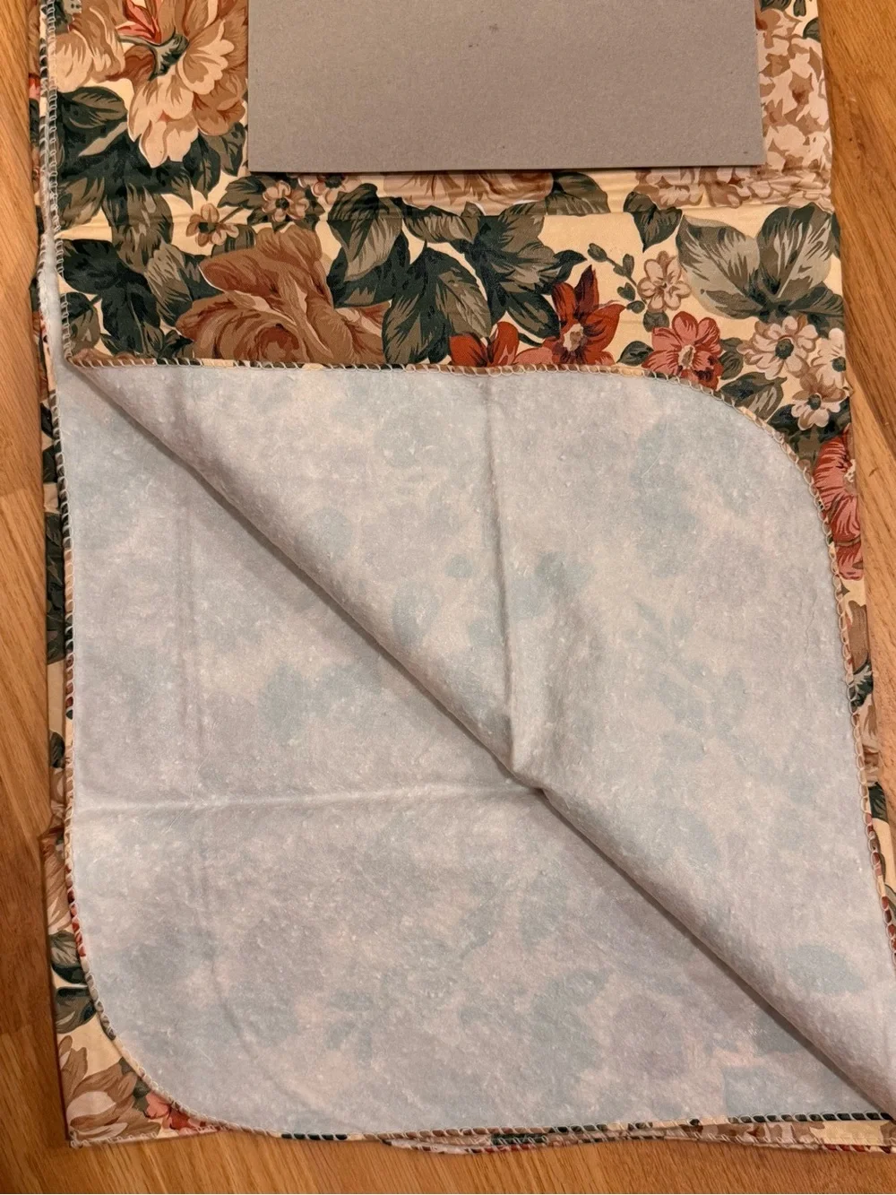 VTG Classic Collections |flannel-backed vinyl square tablecloth 52”